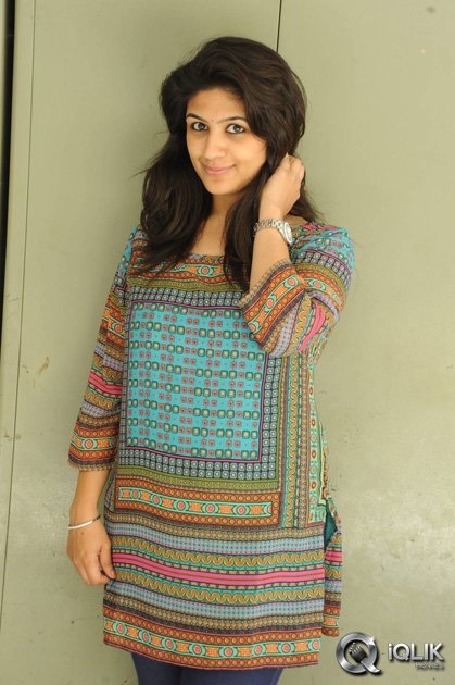 Supriya-Aysola-at-Bhoo-Movie-Success-Meet